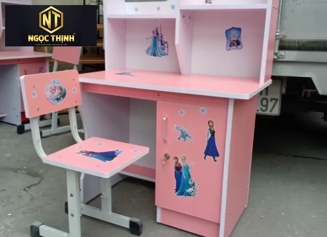 BÀN HỌC CHO BÉ GÁI